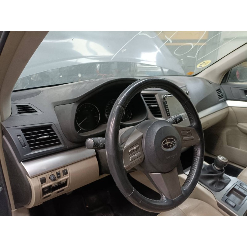 subaru legacy kombi/outback b14 del año 2013