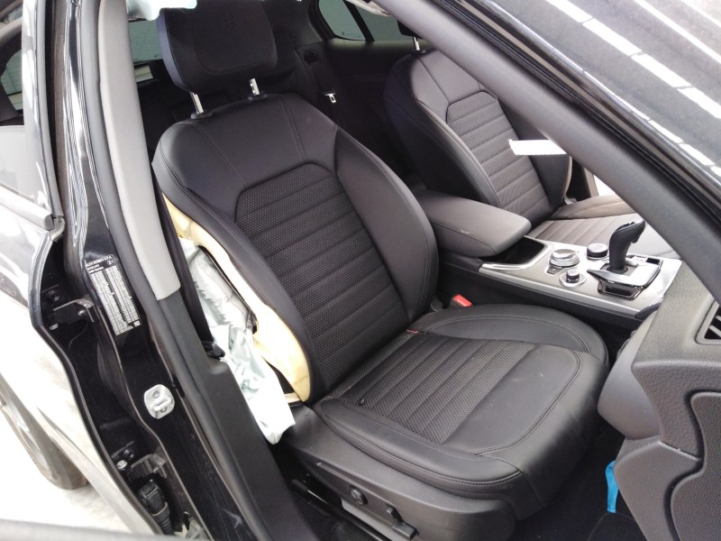 alfa romeo stelvio (630) del año 2021