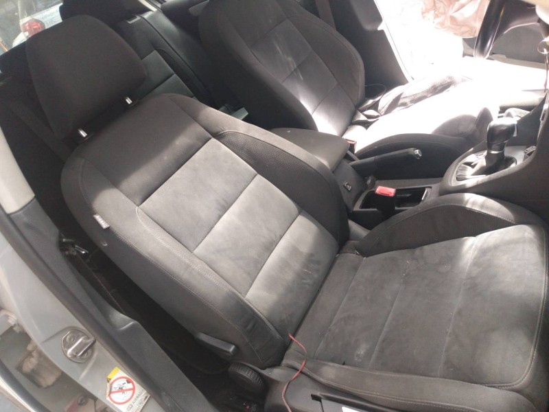 volkswagen golf vi (5k1) del año 2012