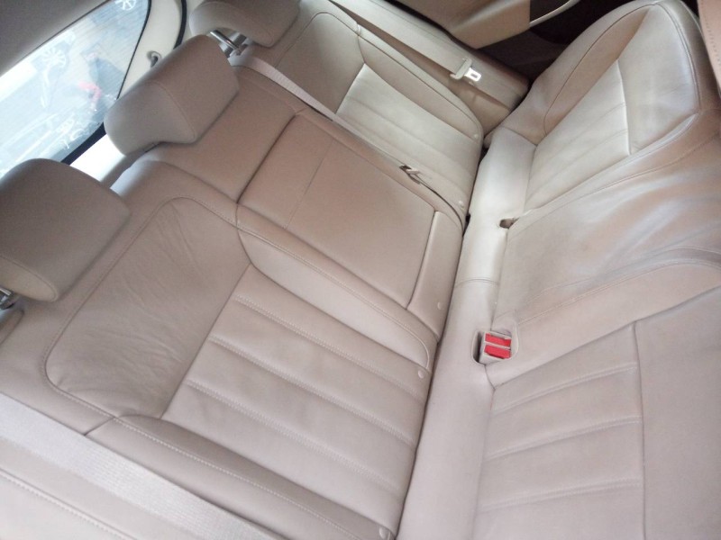 opel insignia berlina del año 2010