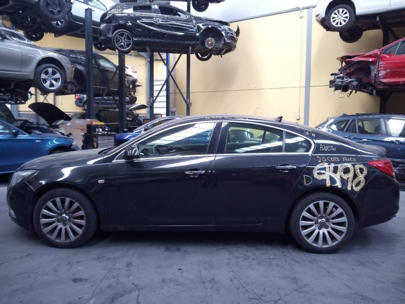 opel insignia berlina del año 2010