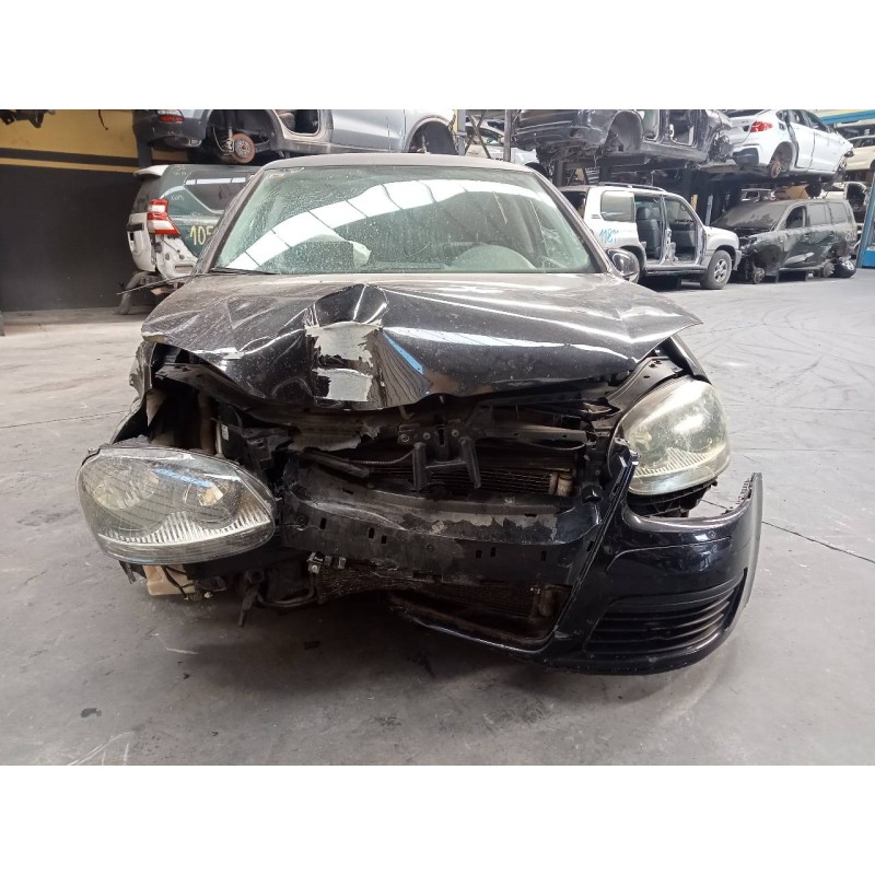 volkswagen golf v berlina (1k1) del año 2008