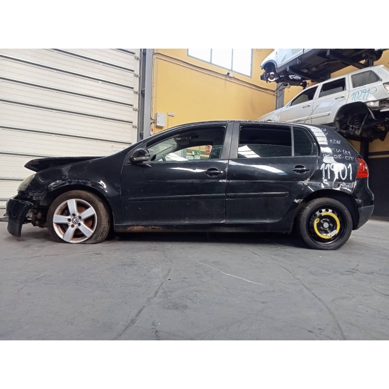 volkswagen golf v berlina (1k1) del año 2008