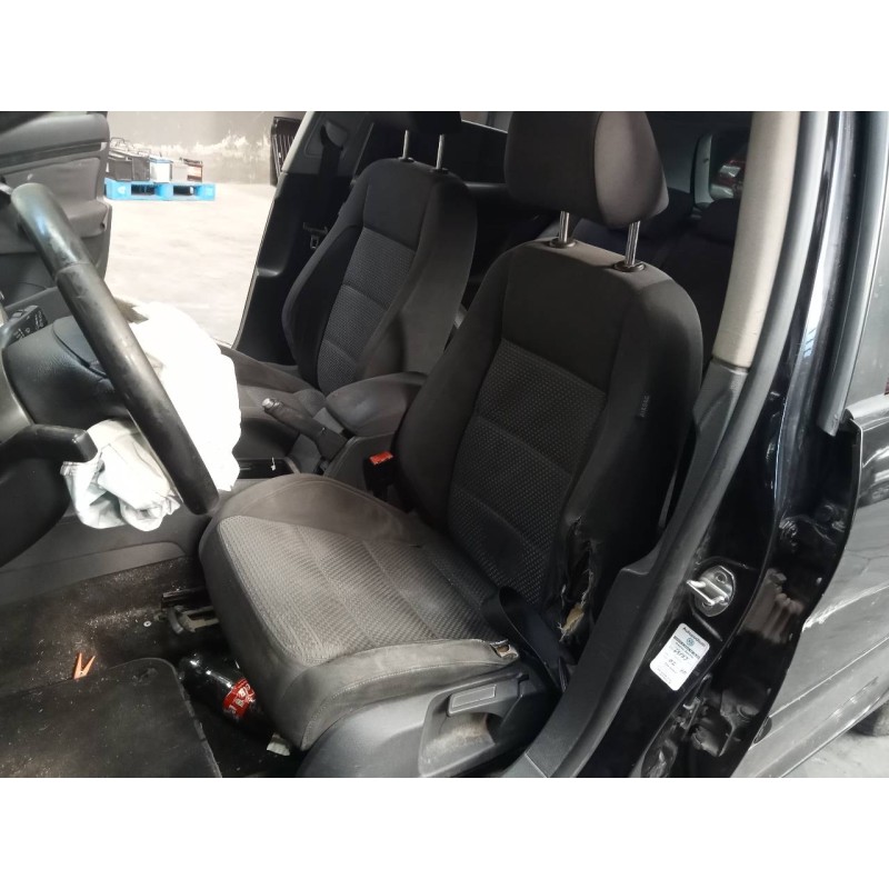 volkswagen golf v berlina (1k1) del año 2008