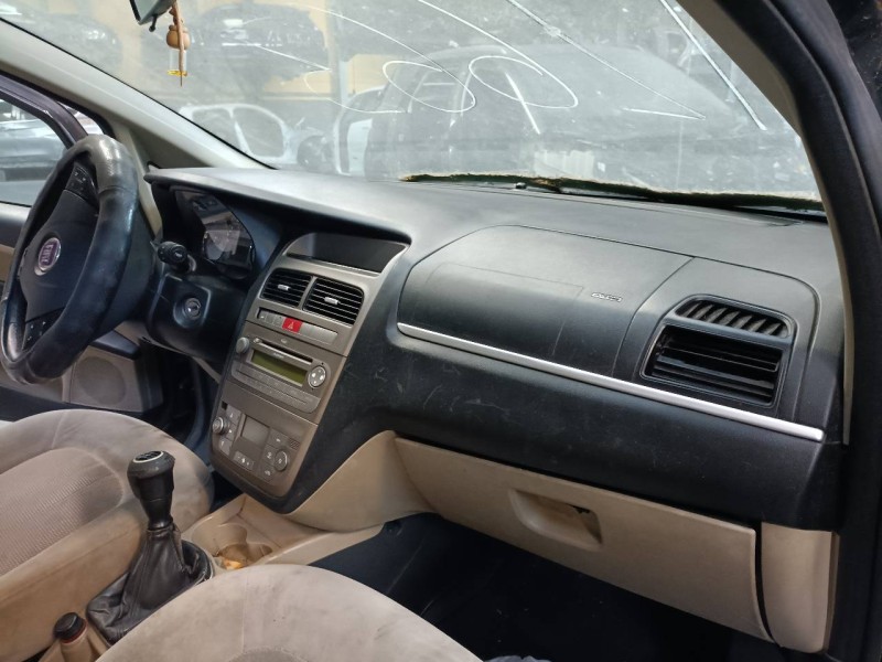 fiat linea (110) del año 2007