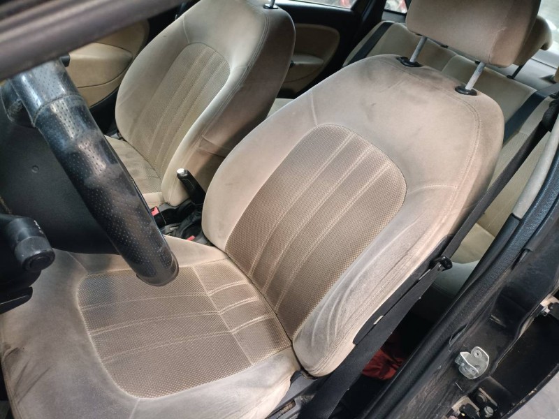 fiat linea (110) del año 2007