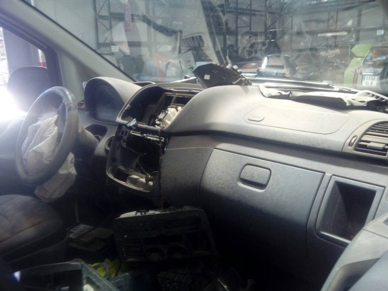 mercedes-benz vito (w639) basic, combi del año 2009