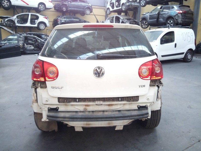 volkswagen golf v berlina (1k1) del año 2008