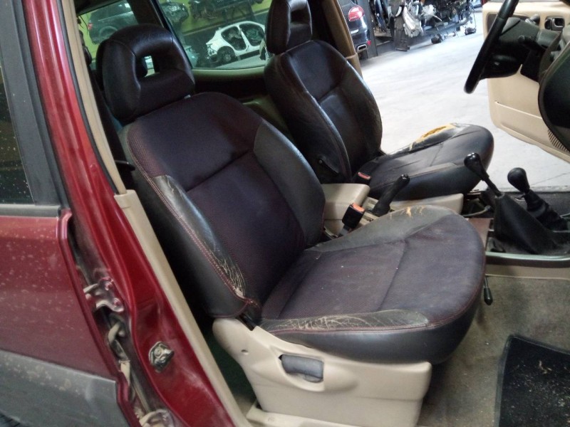 nissan terrano/terrano.ii (r20) del año 2002