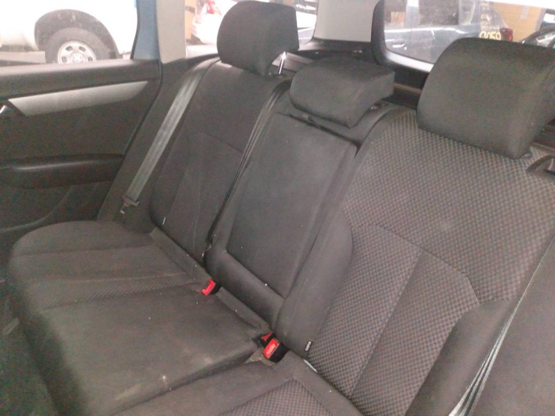 volkswagen passat variant (365) del año 2010