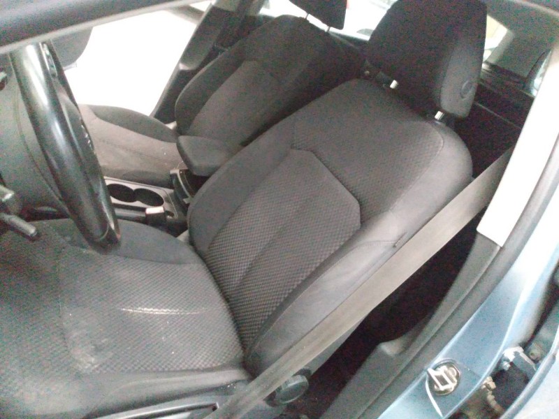 volkswagen passat variant (365) del año 2010