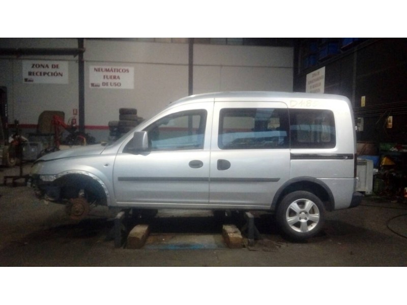 opel combo (corsa c) del año 2004