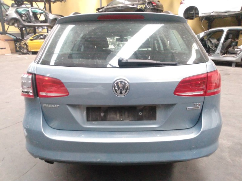 volkswagen passat variant (365) del año 2010