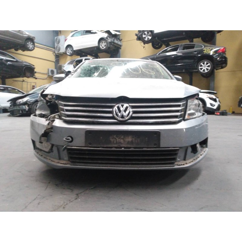 volkswagen passat variant (365) del año 2010