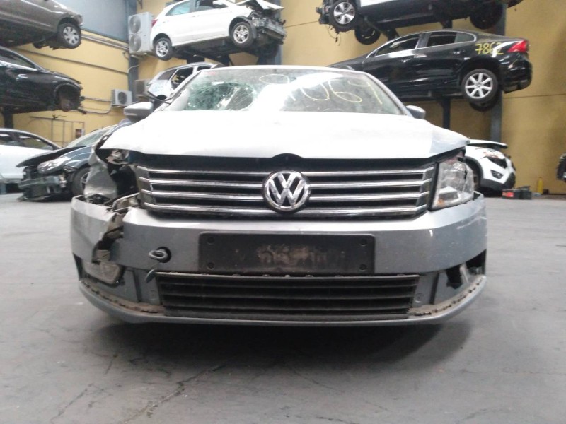 volkswagen passat variant (365) del año 2010