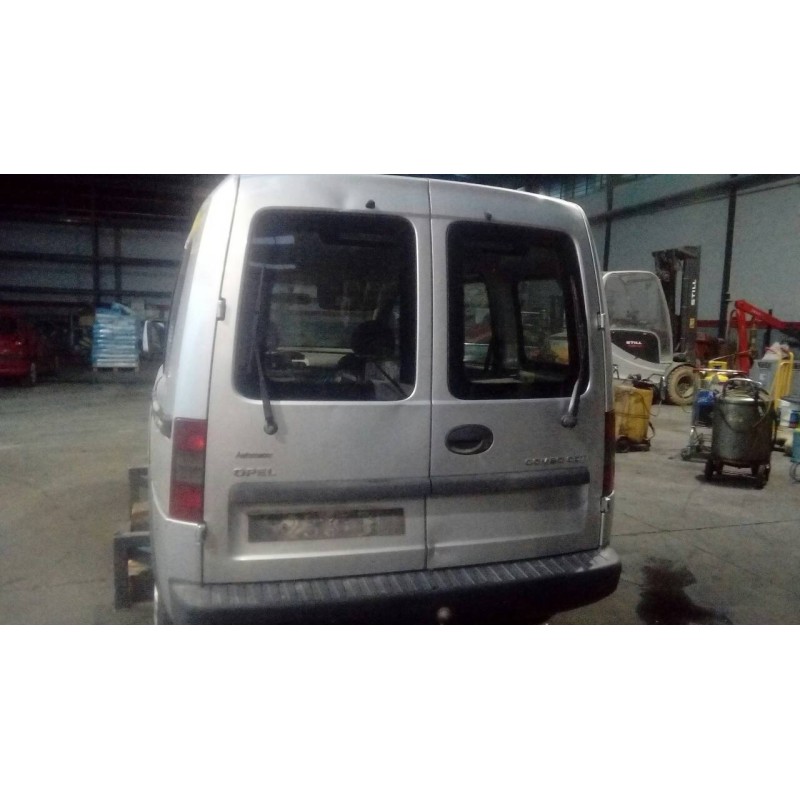 opel combo (corsa c) del año 2004