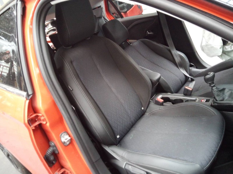 opel corsa f del año 2020