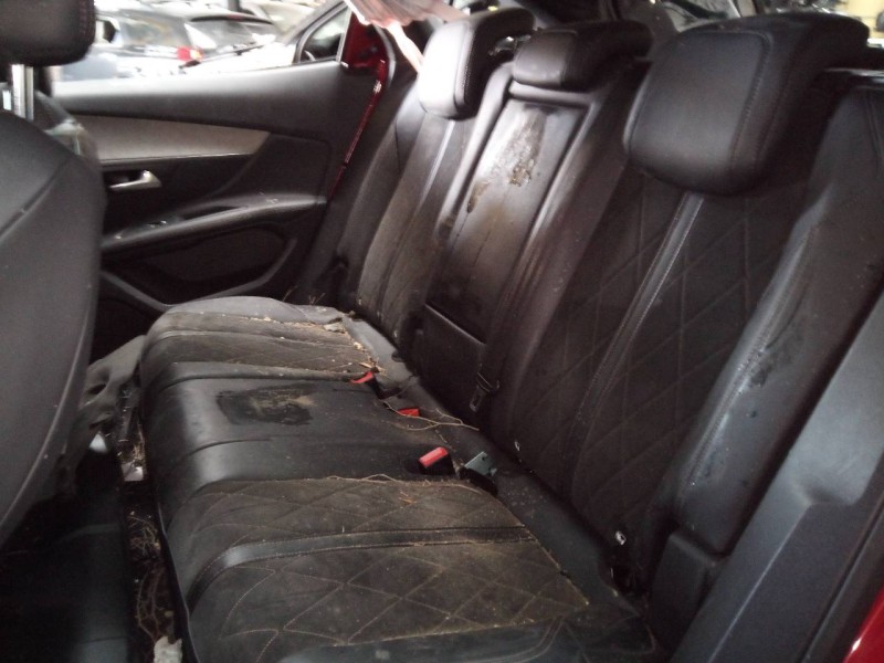 peugeot 3008 del año 2018