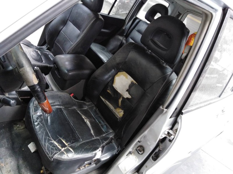 mitsubishi montero (v60/v70) del año 2004