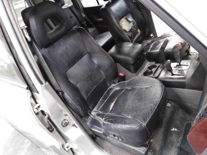 mitsubishi montero (v60/v70) del año 2004