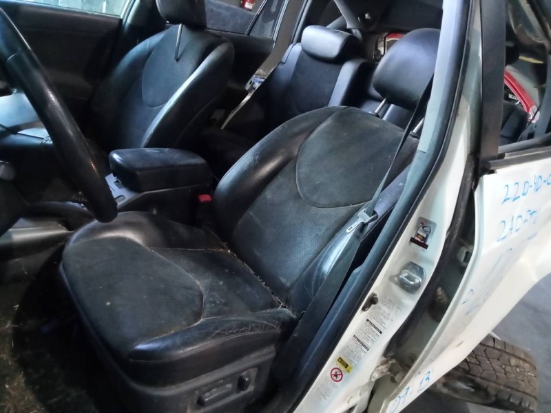 toyota rav 4 (a3) del año 2010