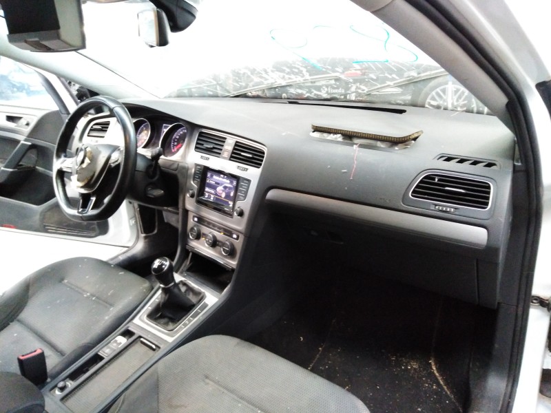 volkswagen golf vii lim. del año 2015