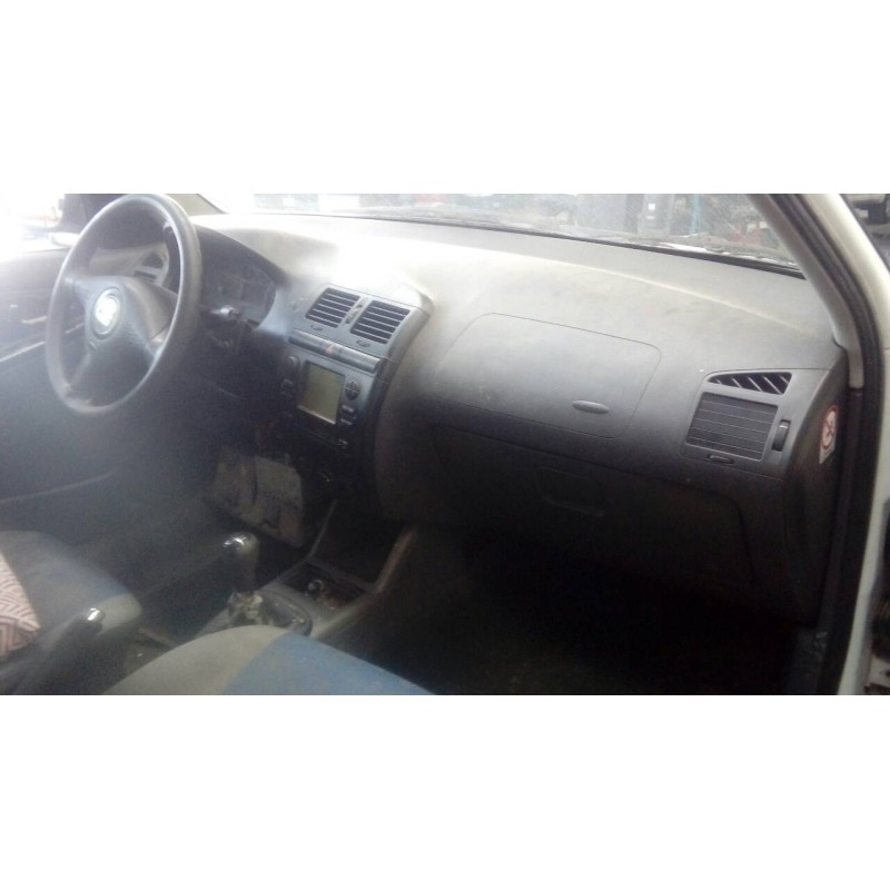 seat ibiza (6k1) del año 2001