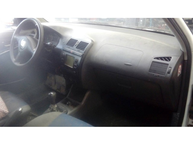 seat ibiza (6k1) del año 2001