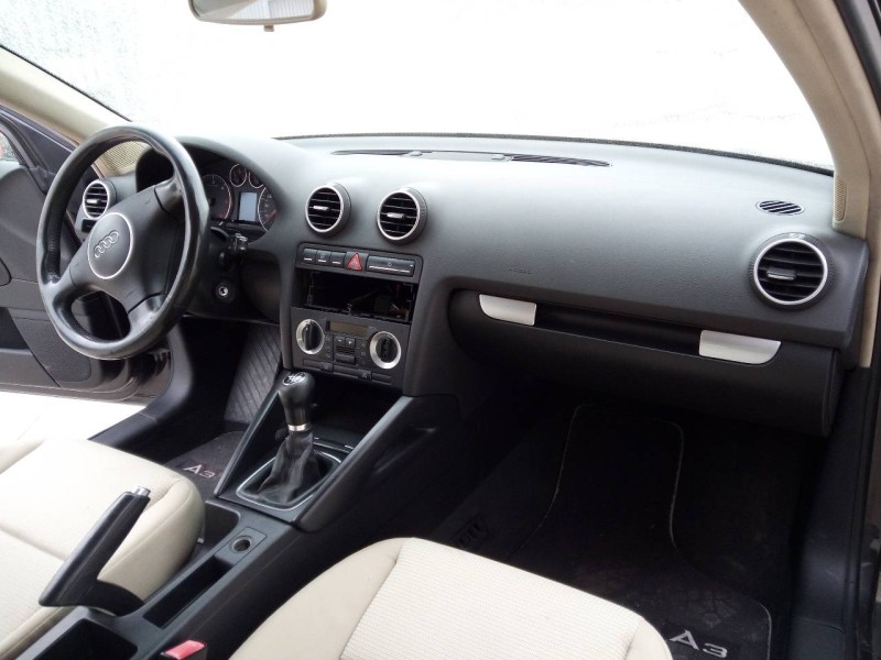 audi a3 (8p) del año 2004