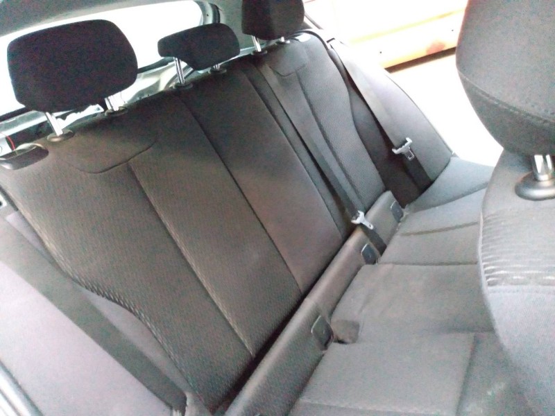 bmw serie 1 lim. (f20) del año 2012