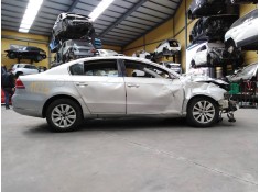 VOLKSWAGEN PASSAT LIM. (362)