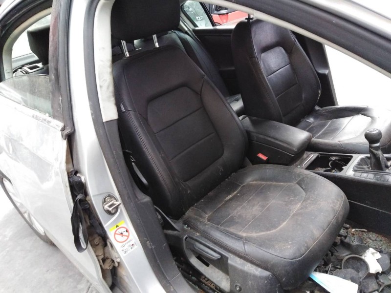 volkswagen passat lim. (362) del año 2010