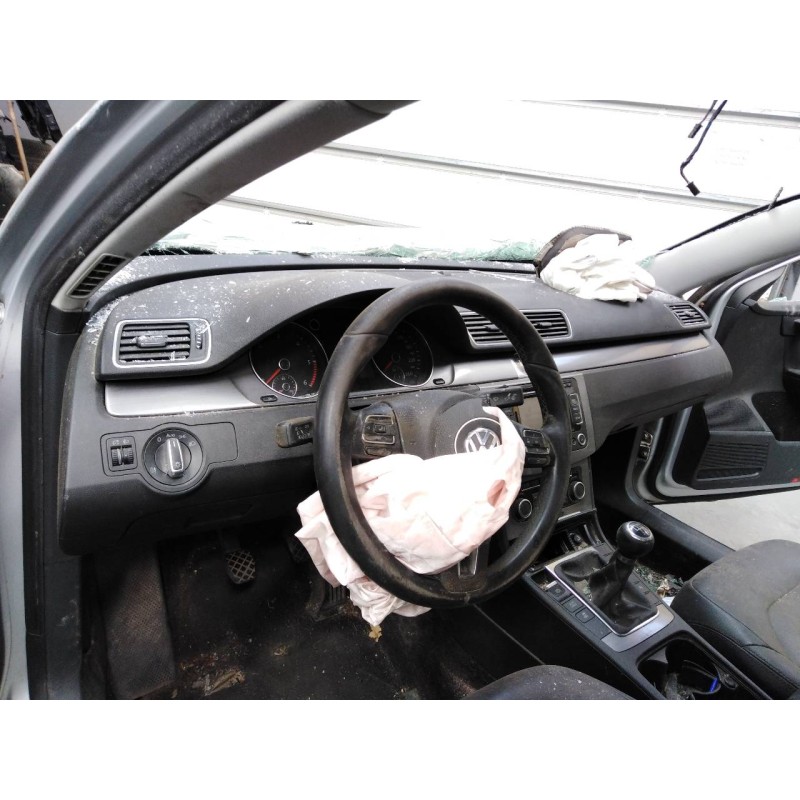 volkswagen passat lim. (362) del año 2010