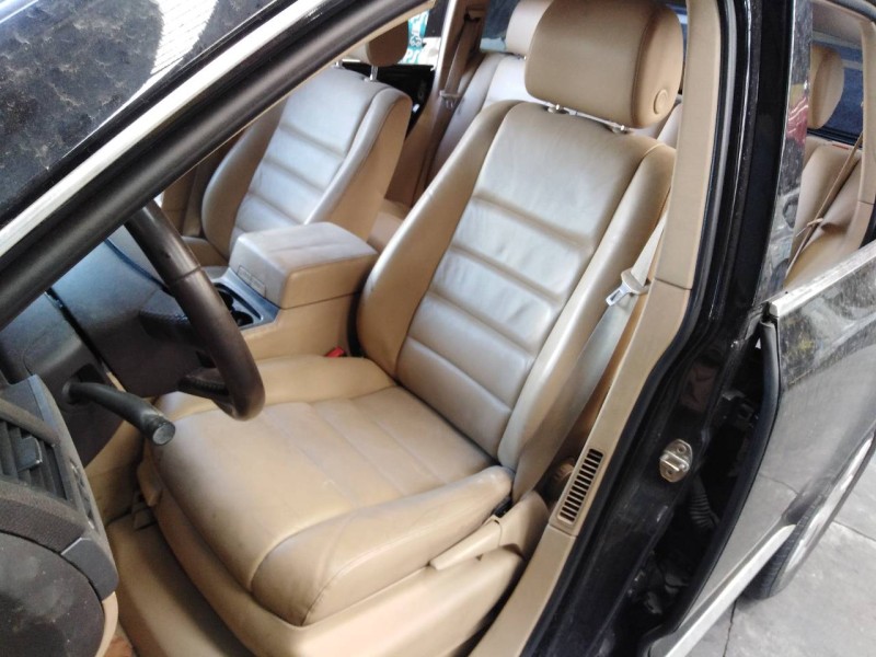 volkswagen touareg (7l6) del año 2008