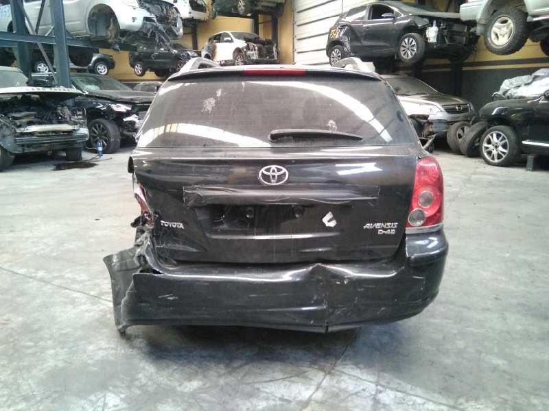 toyota avensis wagon (t25) del año 2006