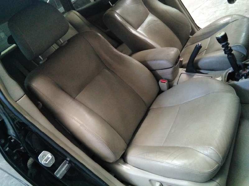 toyota avensis wagon (t25) del año 2006