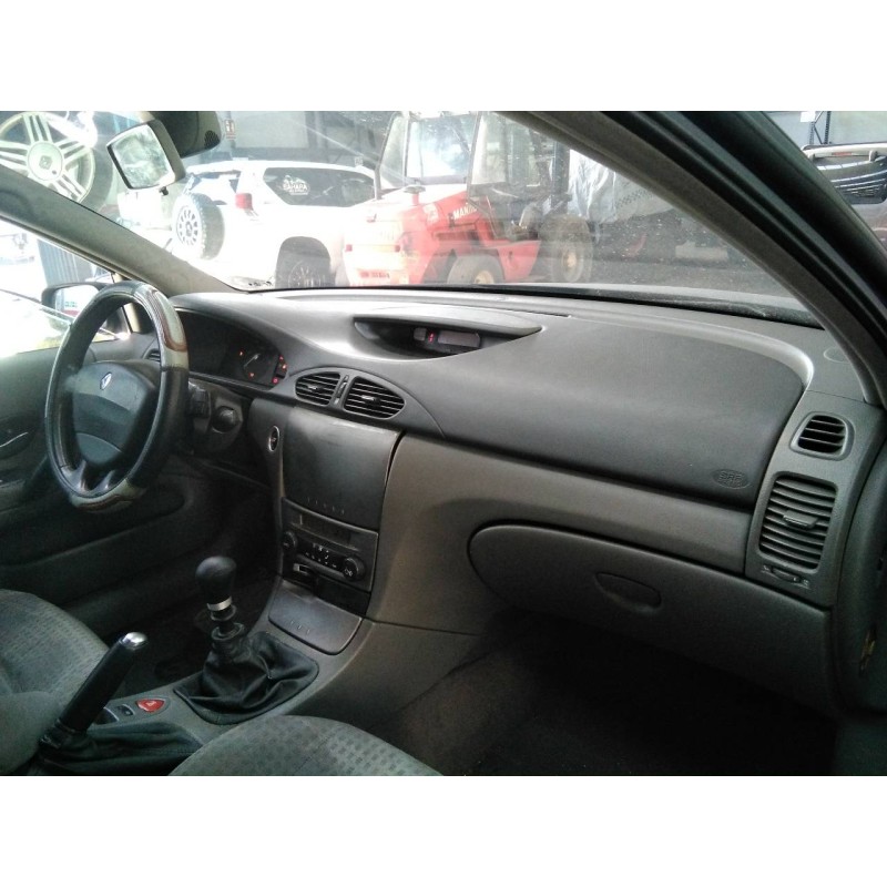 renault laguna ii (bg0) del año 2003