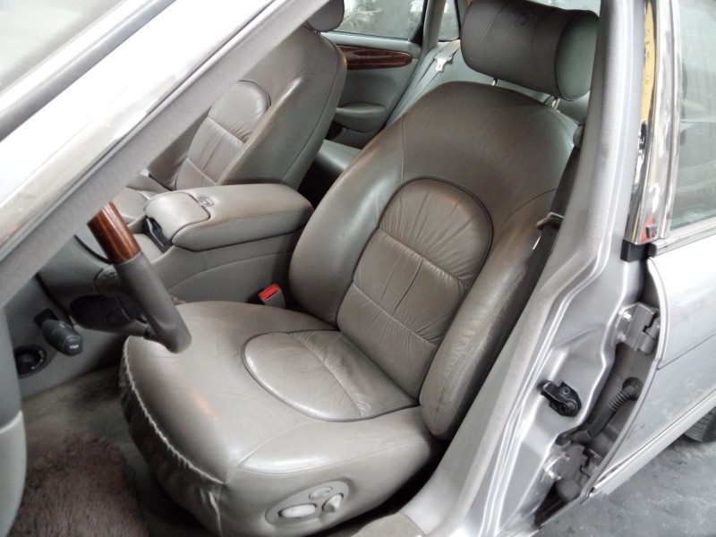 jaguar daimler del año 2001