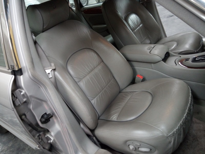 jaguar daimler del año 2001