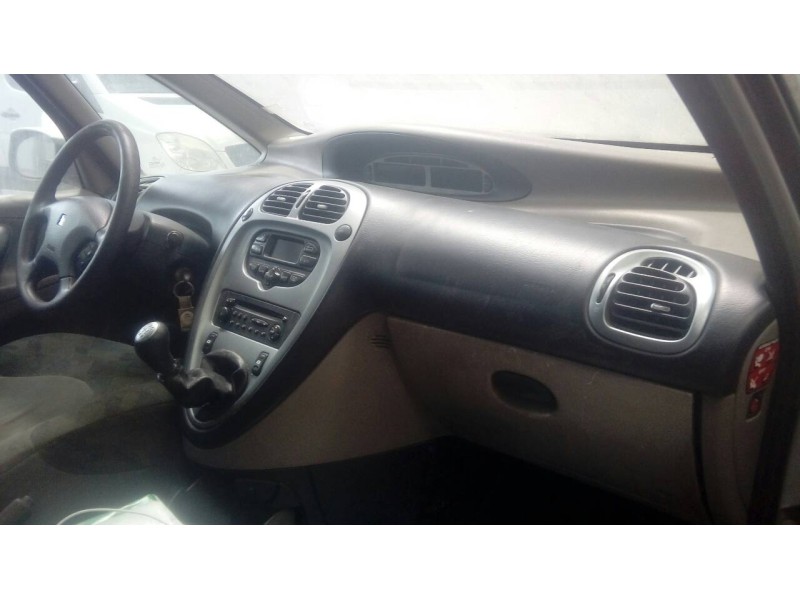 citroën xsara picasso del año 2002
