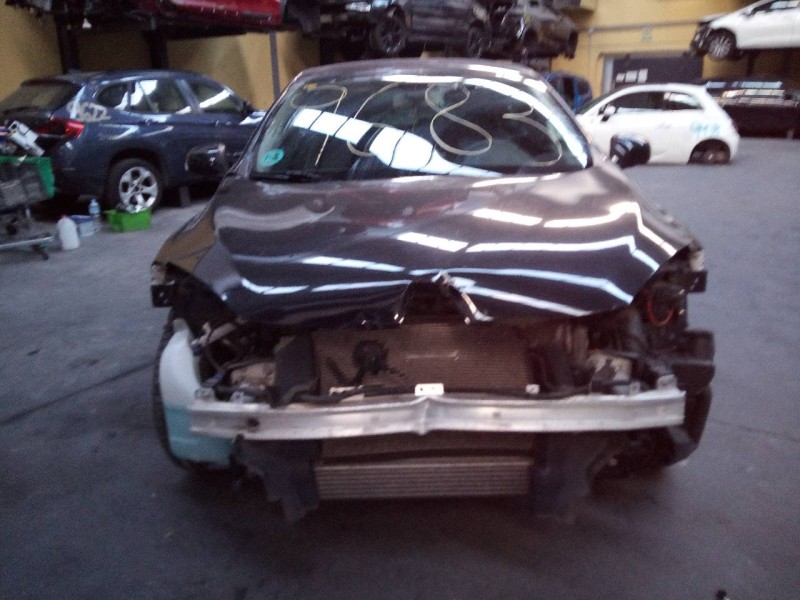 renault megane iii berlina 5 p del año 2012