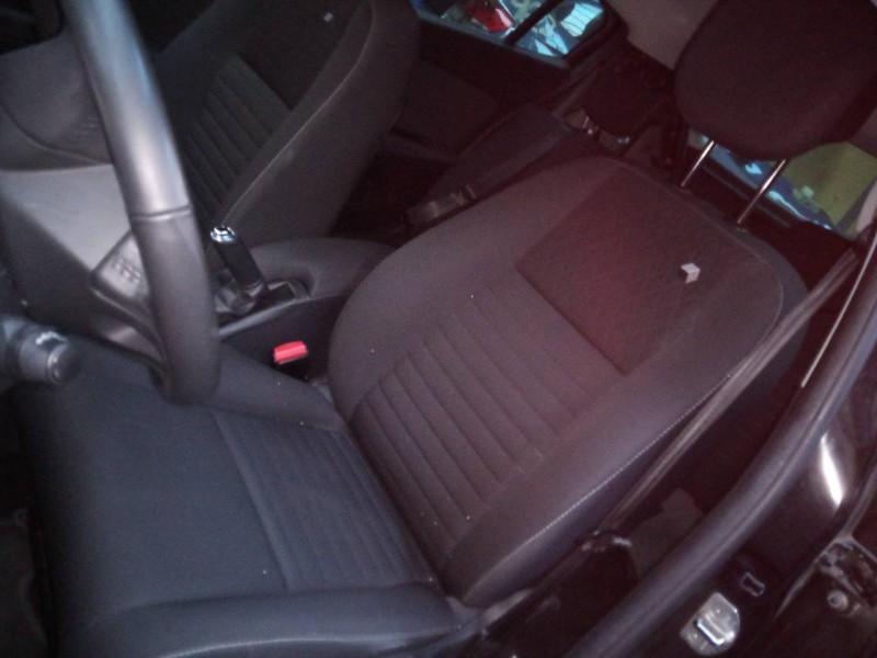 renault megane iii berlina 5 p del año 2012