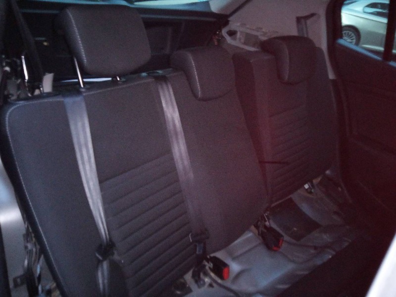 renault megane iii berlina 5 p del año 2012