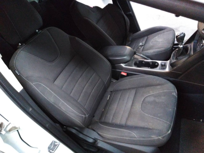 ford kuga (cbs) del año 2016