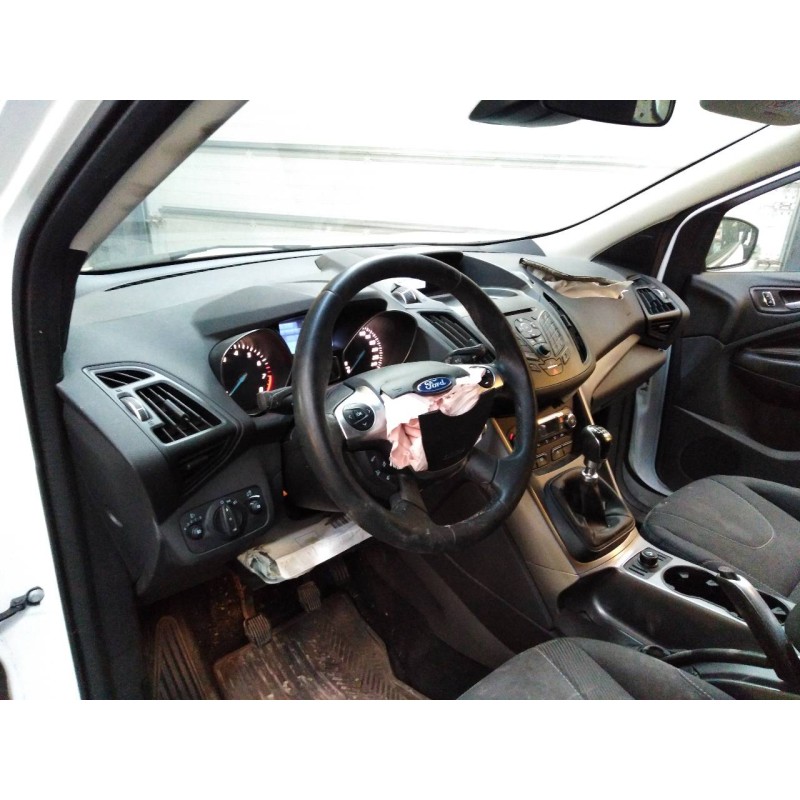 ford kuga (cbs) del año 2016