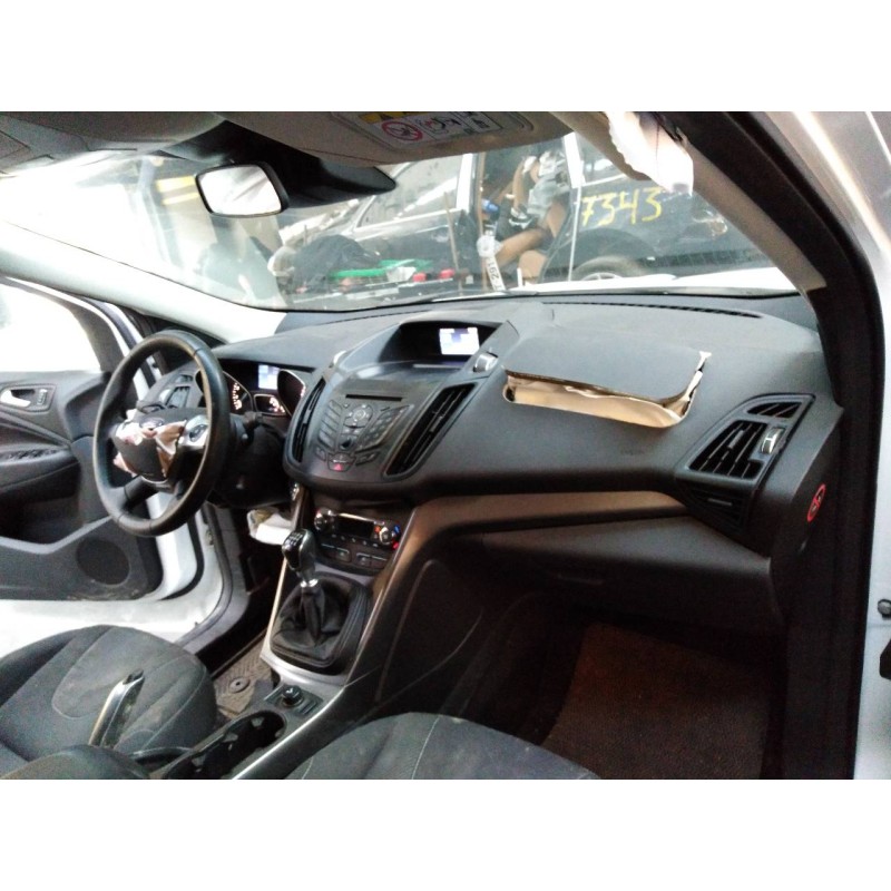 ford kuga (cbs) del año 2016