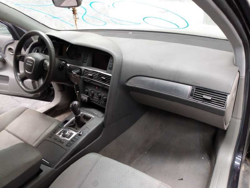 audi a6 berlina (4f2) del año 2004