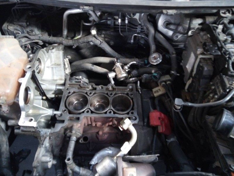 ford fiesta (ccn) del año 2013