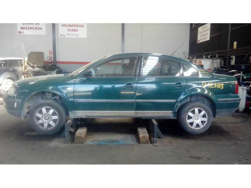 volkswagen passat berlina (3b2) del año 2000