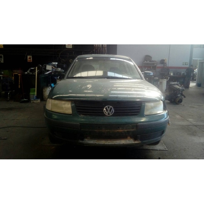 volkswagen passat berlina (3b2) del año 2000